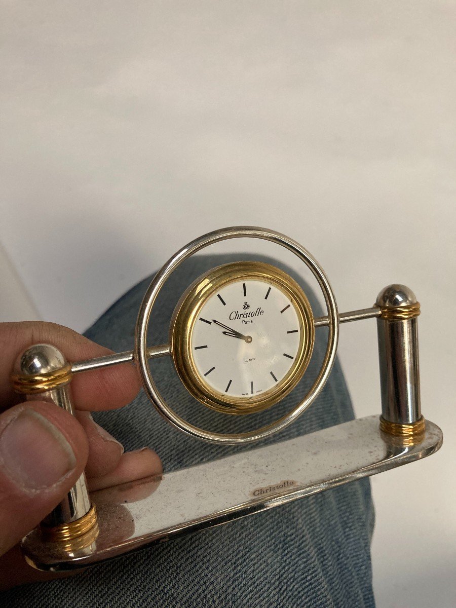 Petite Pendulette De Bureau En Métal Argenté  Signée Christofle