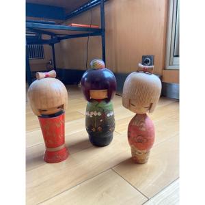 Ensemble De 3 Poupées Japonaises dites " Kokeshi "