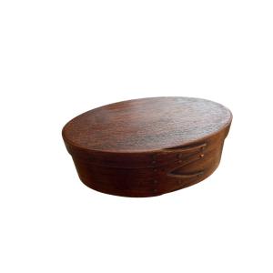 Petite boite en bois, travail des Shaker vers 1900