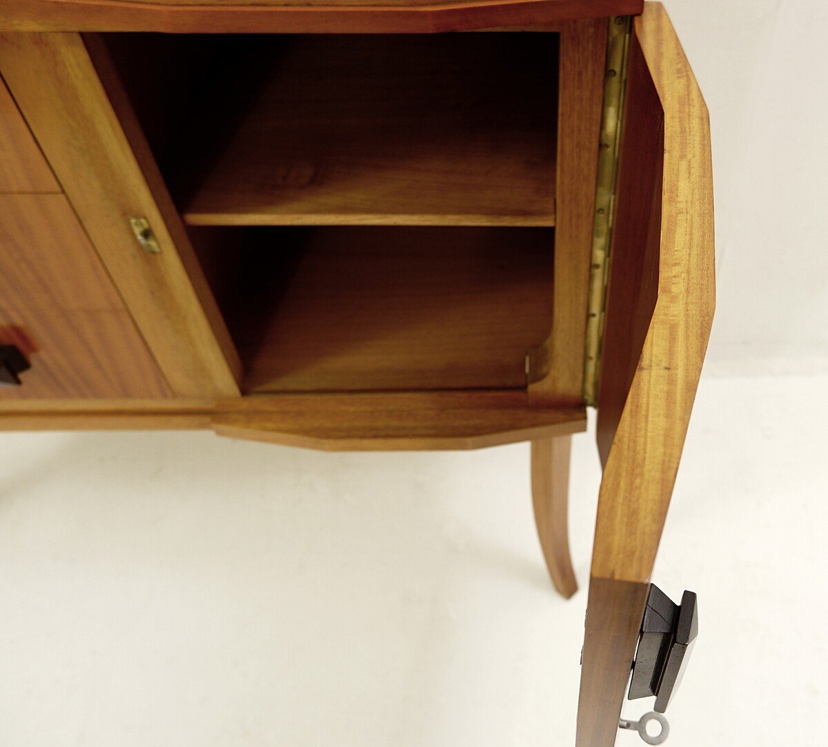 Cabinet In Satinwood Veneer, France, 1930's-photo-2