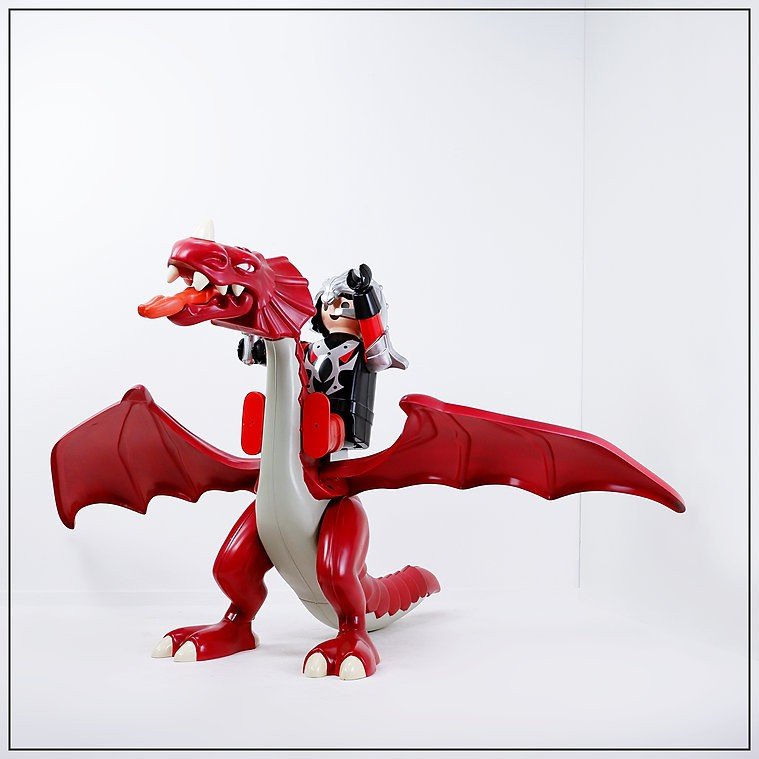 Xl Large Original Red Dragon And Playmobil Knight - Wingspan 220cm