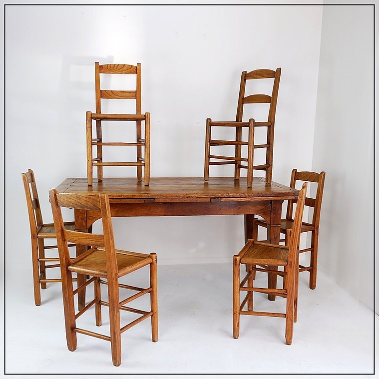 Extendable Solid Wood Table With Set Of 6 Chairs