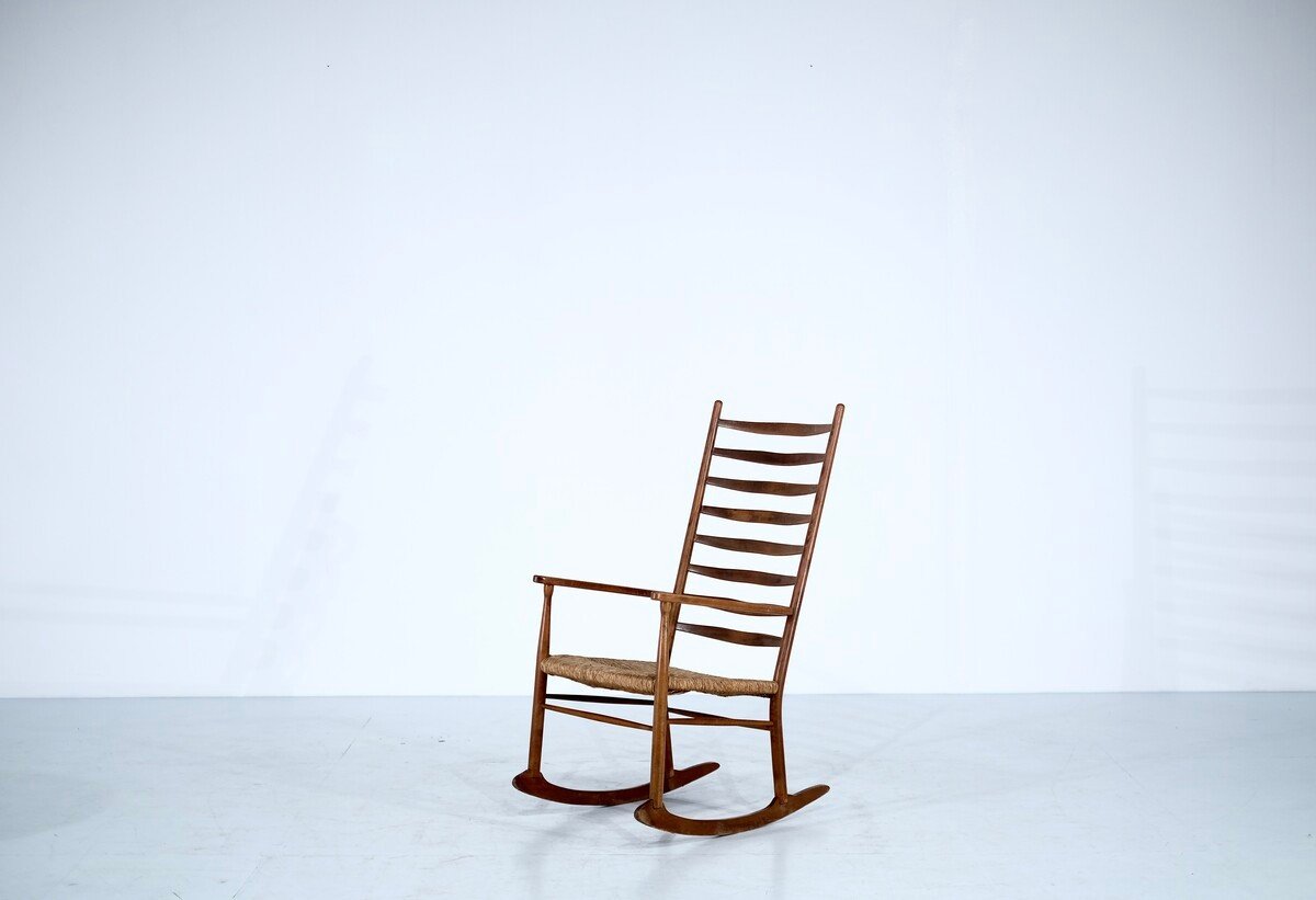Mid-century Scandinavian Rocking Chair In Wood And Rope