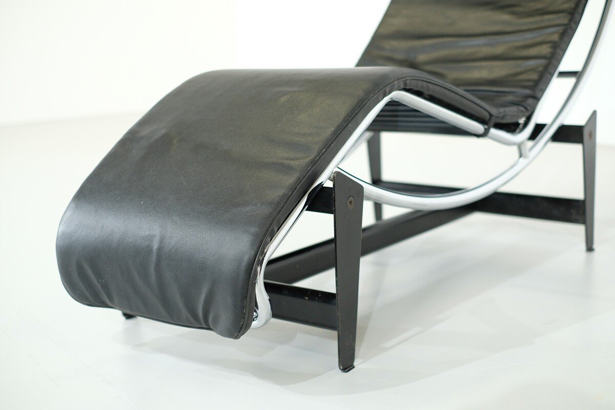 Le Corbusier Lc4 Lounge Chair  By Charlotte Perriand & Pierre Jeanneret For Cassina - 1970-photo-3