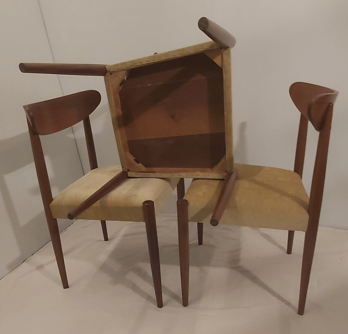 Série de 6 chaises Oswald Vermaerck en teck, modèle Paola-photo-2