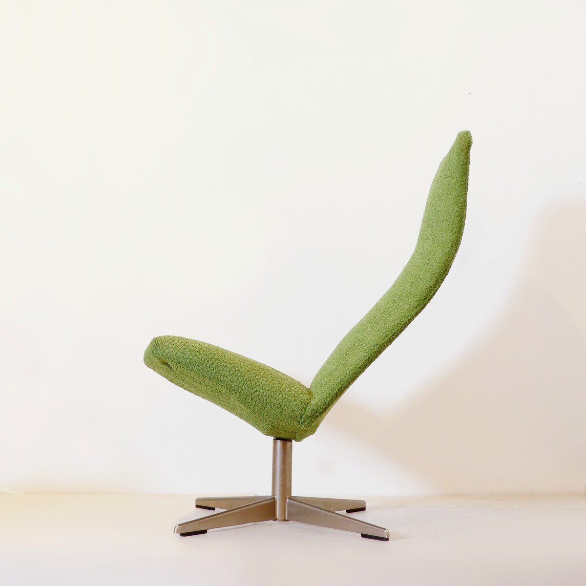 Alf Svenssen 'contourette' High Back Swivel Chair-photo-2