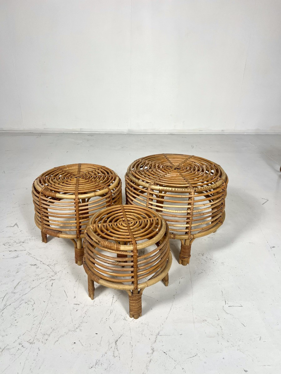 Ensemble de tables gigognes en rotin 