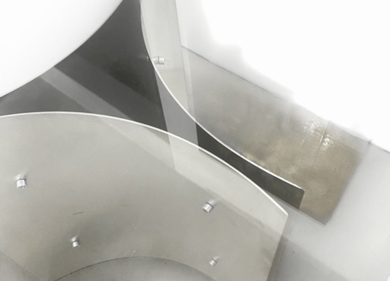 Guéridon en acier inoxydable par Michel Boyer, France, 1970-photo-2