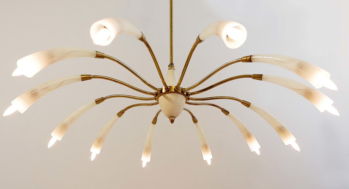 Italian Chandelier With 12 Bulbs In Brass And "spider" Glass Circa 1950-photo-1