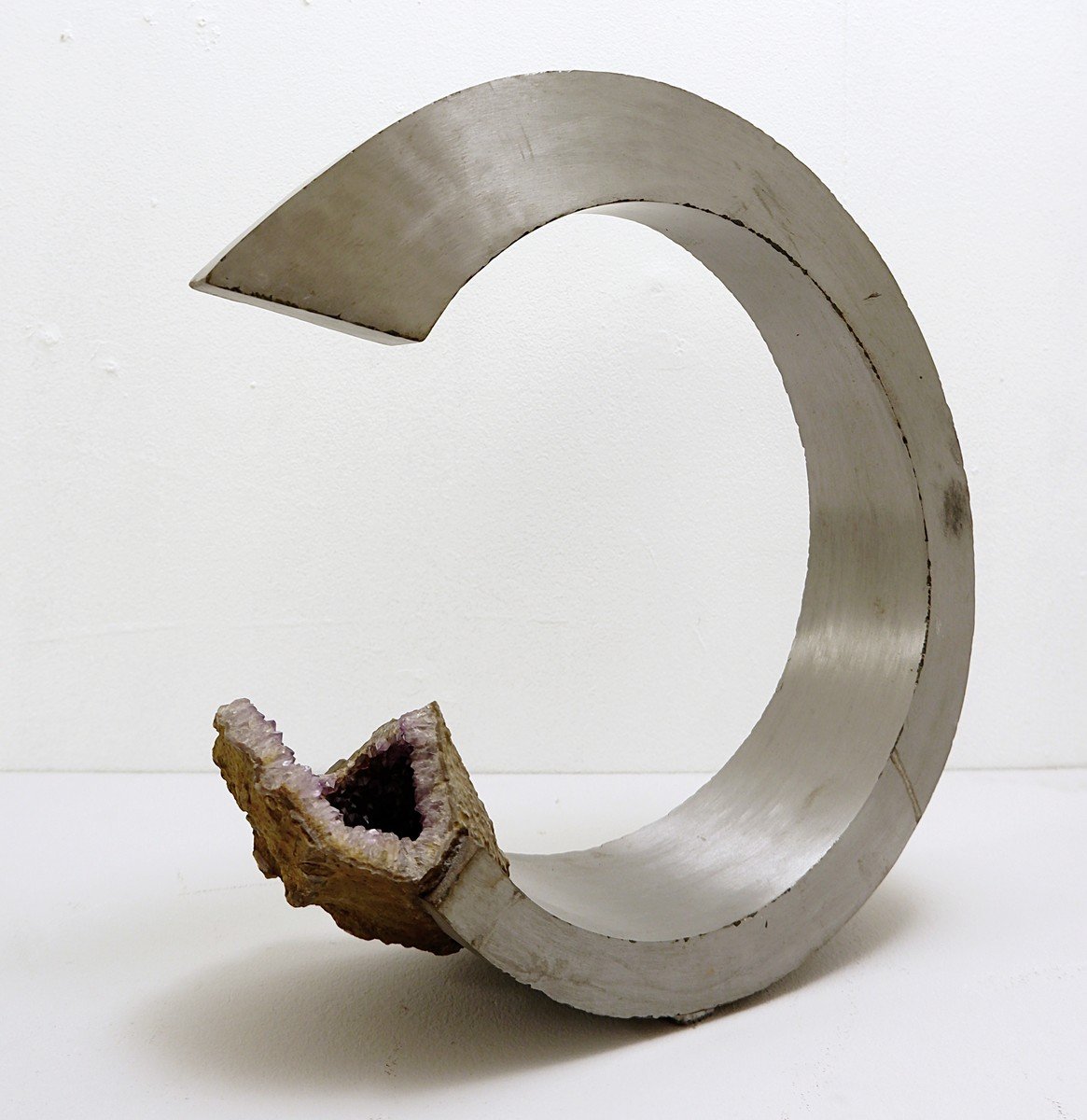 Brushed Aluminum And Amethyst Arch Sculpture-photo-4