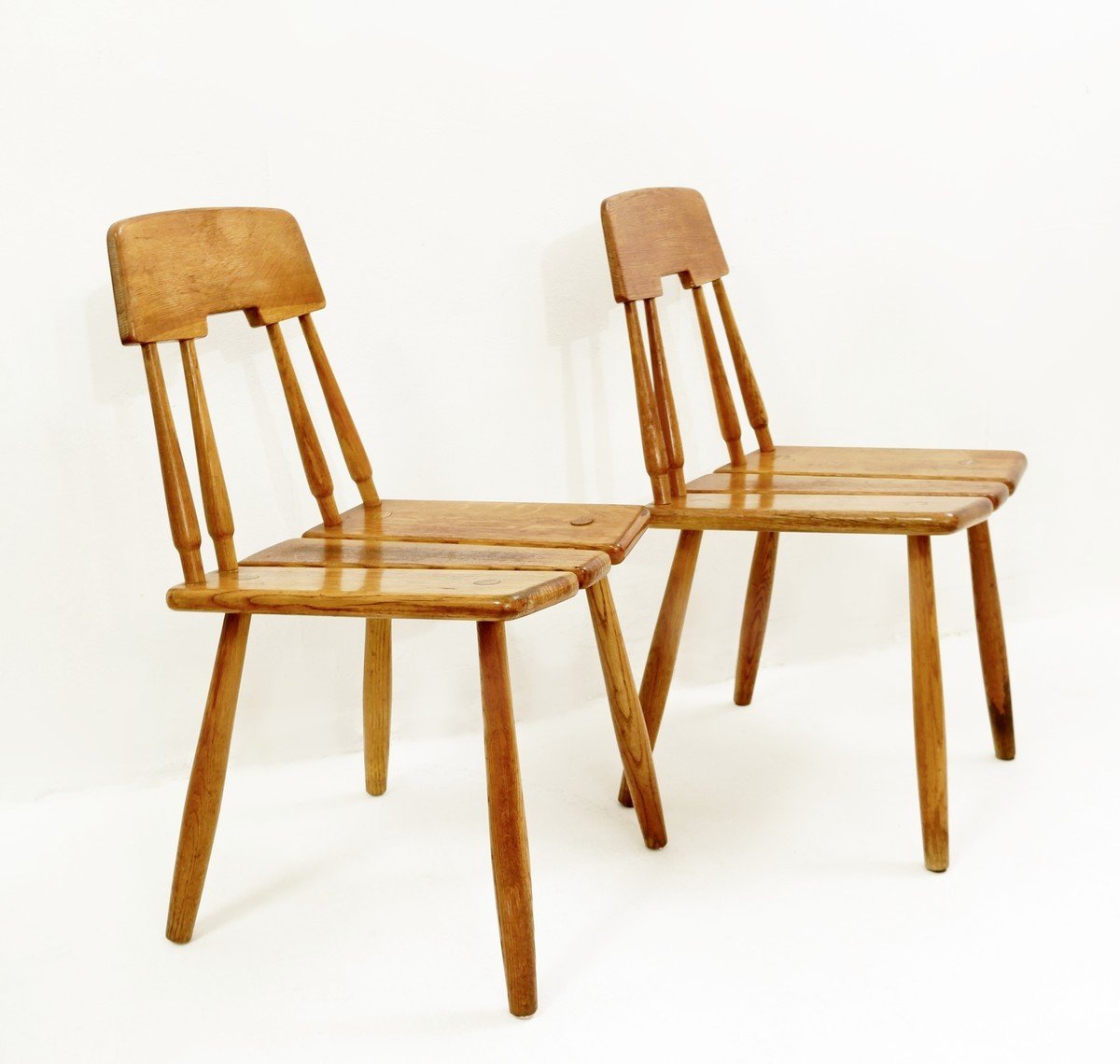 Chaises Carl-gustav Boulogner En Chêne. Produit Par Ab Bröderna Wigells Stolfabrik. 1950 -photo-2