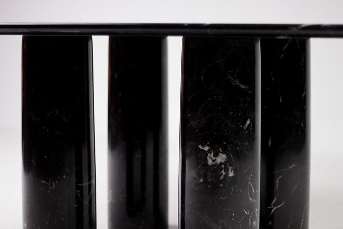 Table à dîner en marbre noir -photo-3