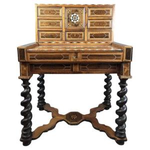 Mahogany And Walnut Cabinet With Bone Details - Flanders, Late 18th Century