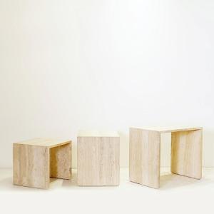 Lot de 3 tables gigognes en travertin italien, années 1970
