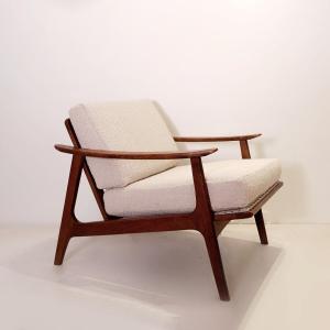 Fauteuil scandinave en teck du milieu du siècle - nouveau revêtement en tissu bouclette