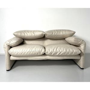 Maralunga Sofa By Vico Magistretti For Cassina, New Upholstery