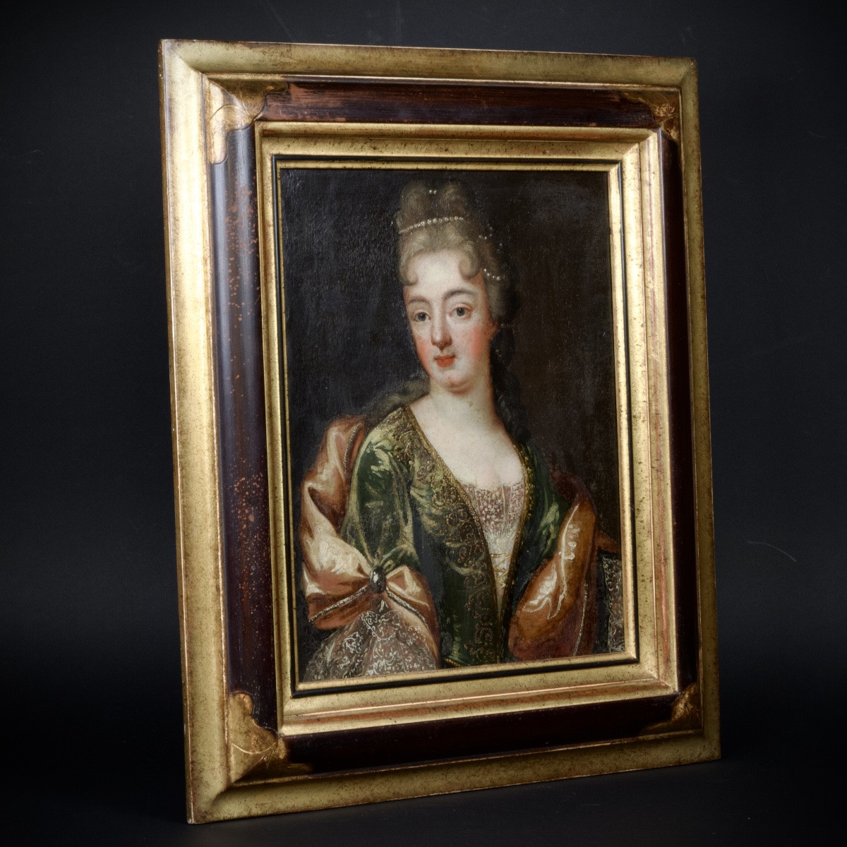 Entourage de Pierre Gobert, Portrait présumé de la princesse de Conti, HST, c. 1710-photo-3