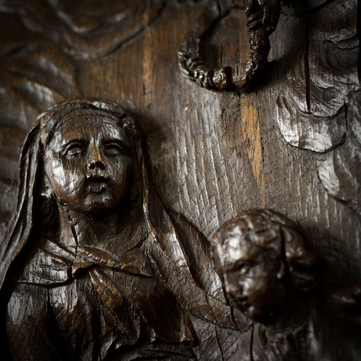 Médaillon ovale en bois sculpté, Éducation de la Vierge, Chef d'œuvre de compagnon, 1782-photo-5