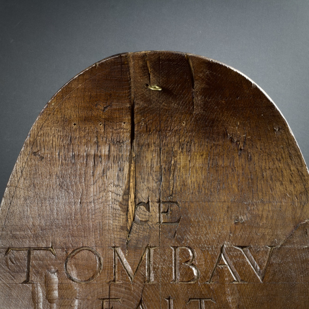 Médaillon ovale en bois sculpté, Éducation de la Vierge, Chef d'œuvre de compagnon, 1782-photo-7