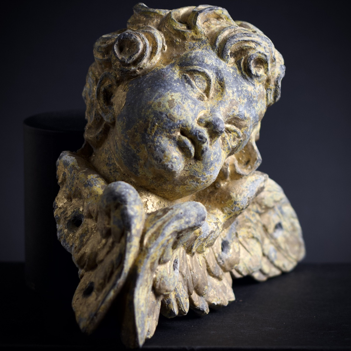 Paire de têtes d'anges en plomb patiné et doré, probables éléments de fontaine, XVIIIe siècle-photo-2