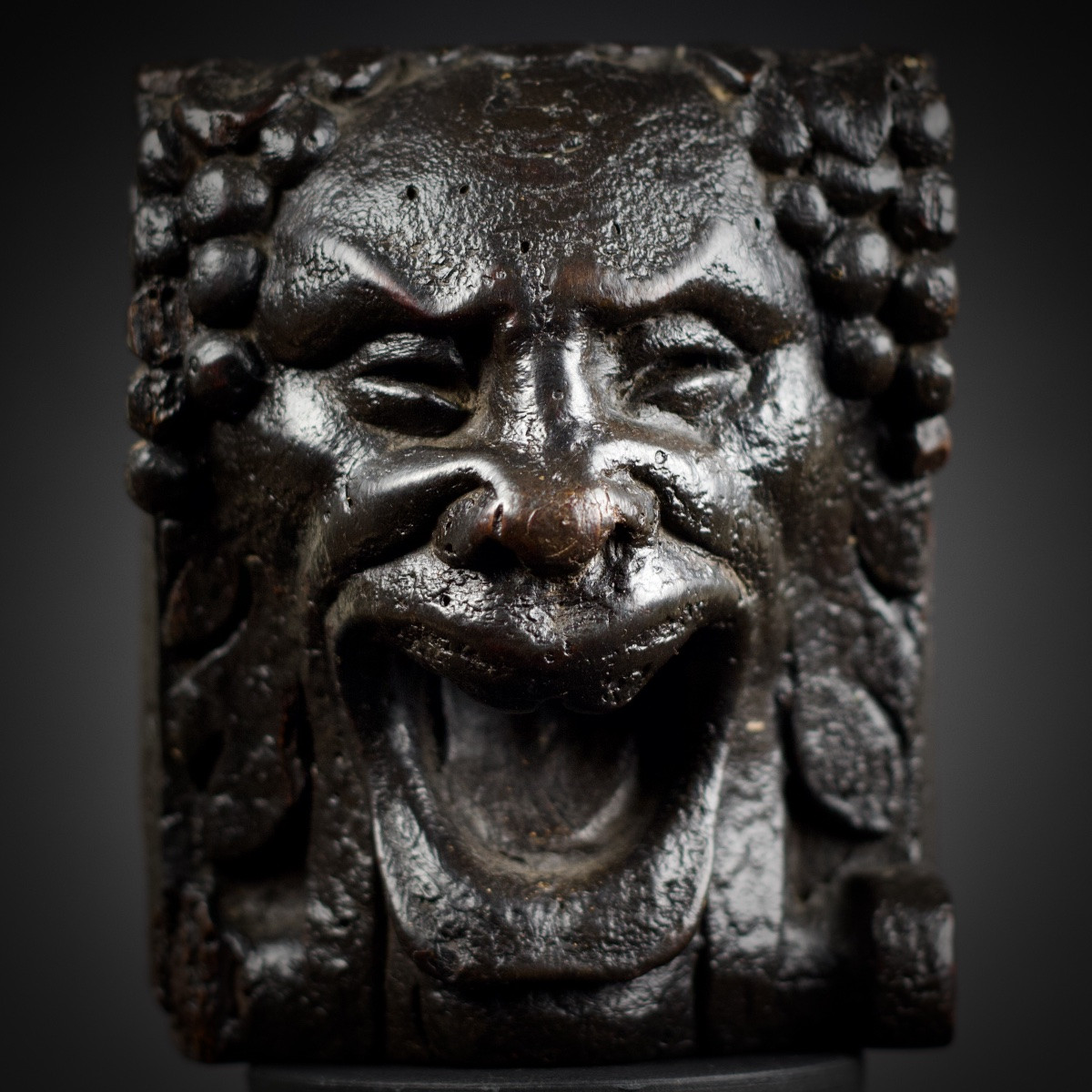 Pair Of Grotesque Masks With Dionysian Attributes In The Mannerist Style, Carved Wood-photo-2