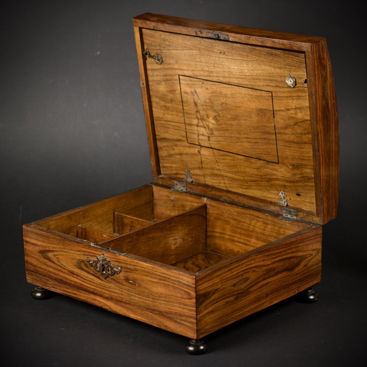 Large Writing Case With Domed Lid In Violet Wood Veneer, Late 17th/early 18th Century-photo-4