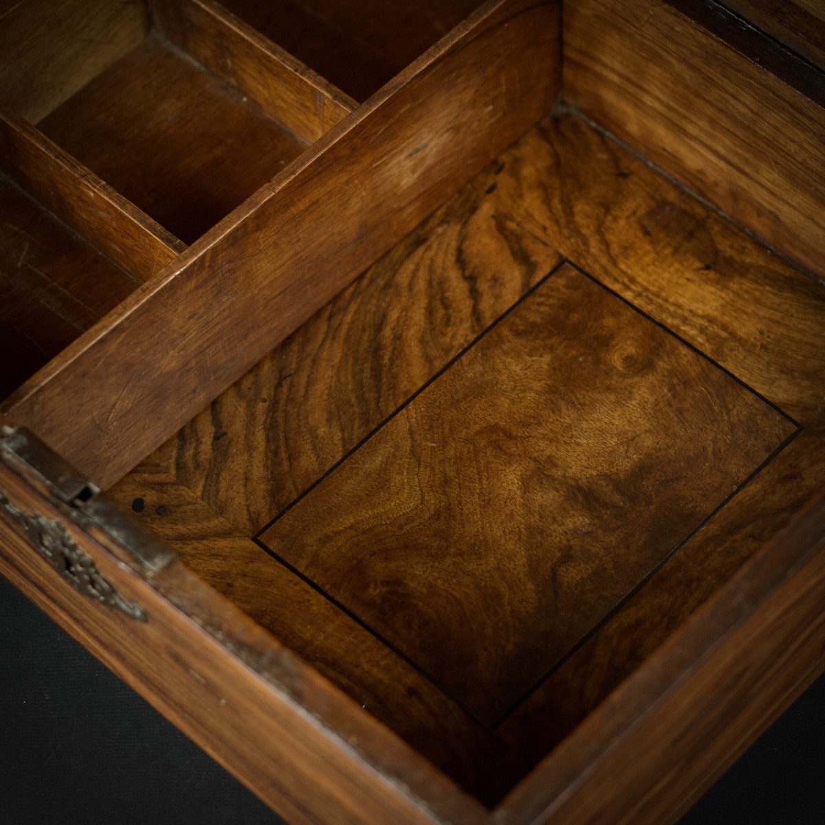 Large Writing Case With Domed Lid In Violet Wood Veneer, Late 17th/early 18th Century-photo-7