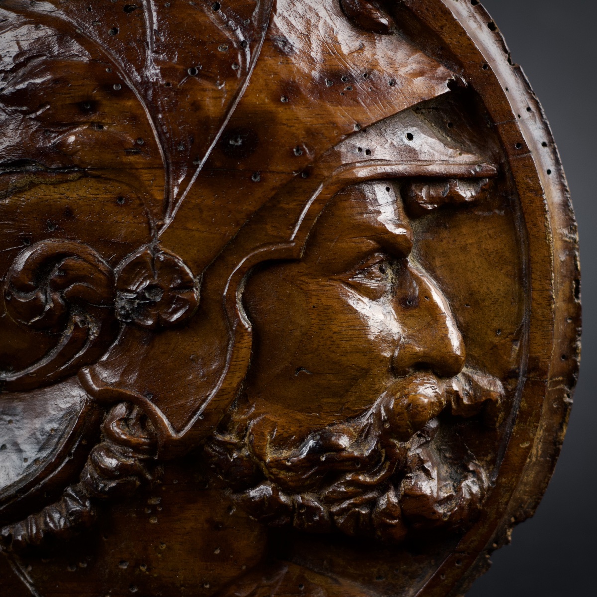 Médaillon en bois sculpté au profil d'homme casqué, dieu Mars (?), DLG Renaissance, XIXe siècle-photo-6