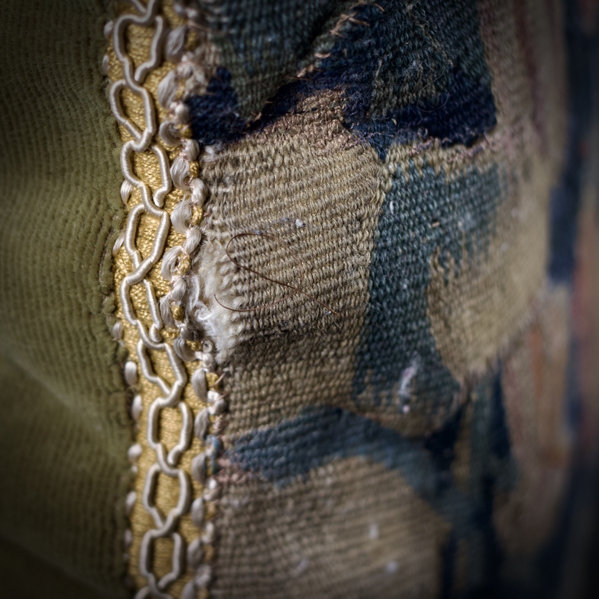 Large Decorative Cushion, 18th-century Aubusson Tapestry-photo-4