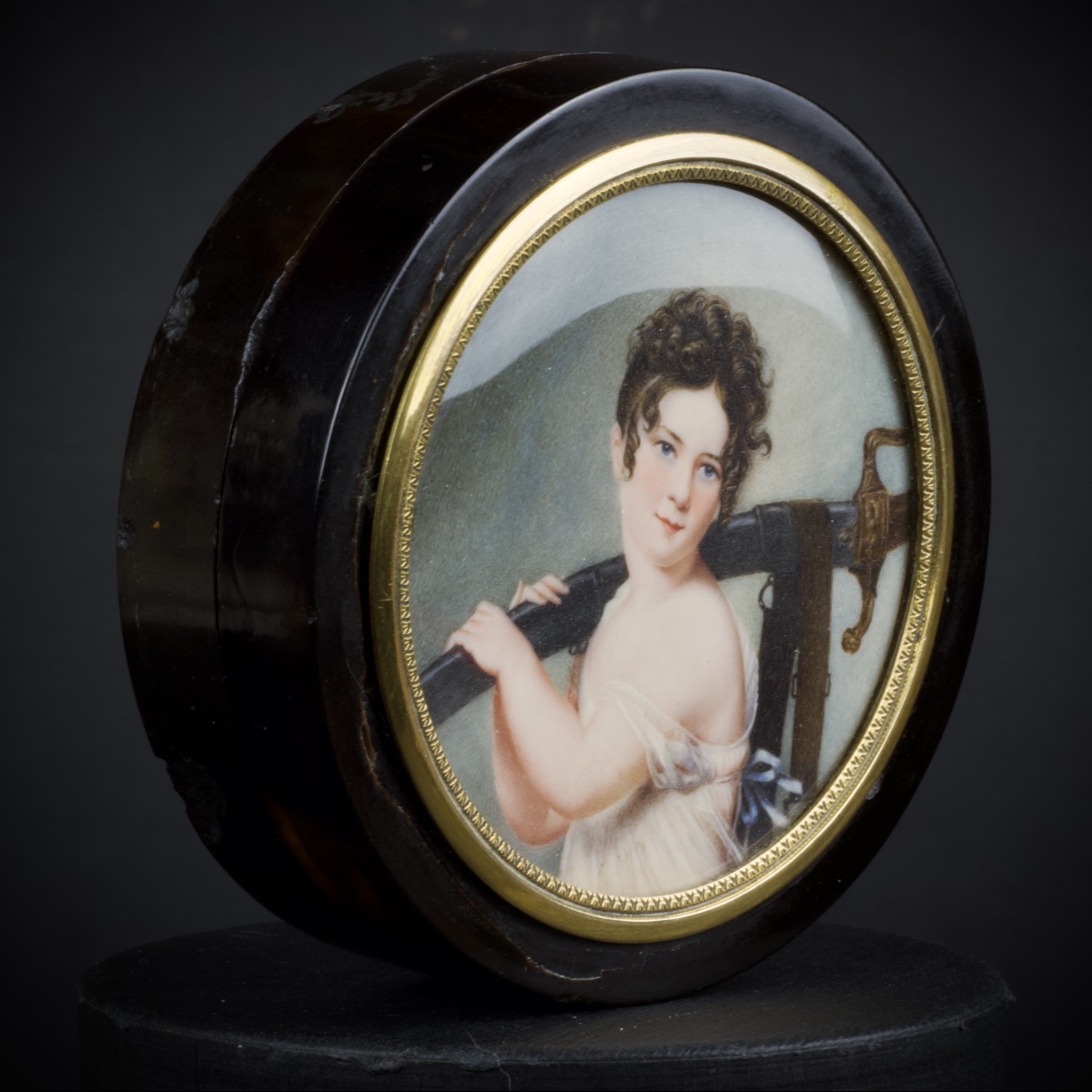 Round Box, Young Girl Holding A Sword, After Chaudet, First Empire, Early 19th Century-photo-3
