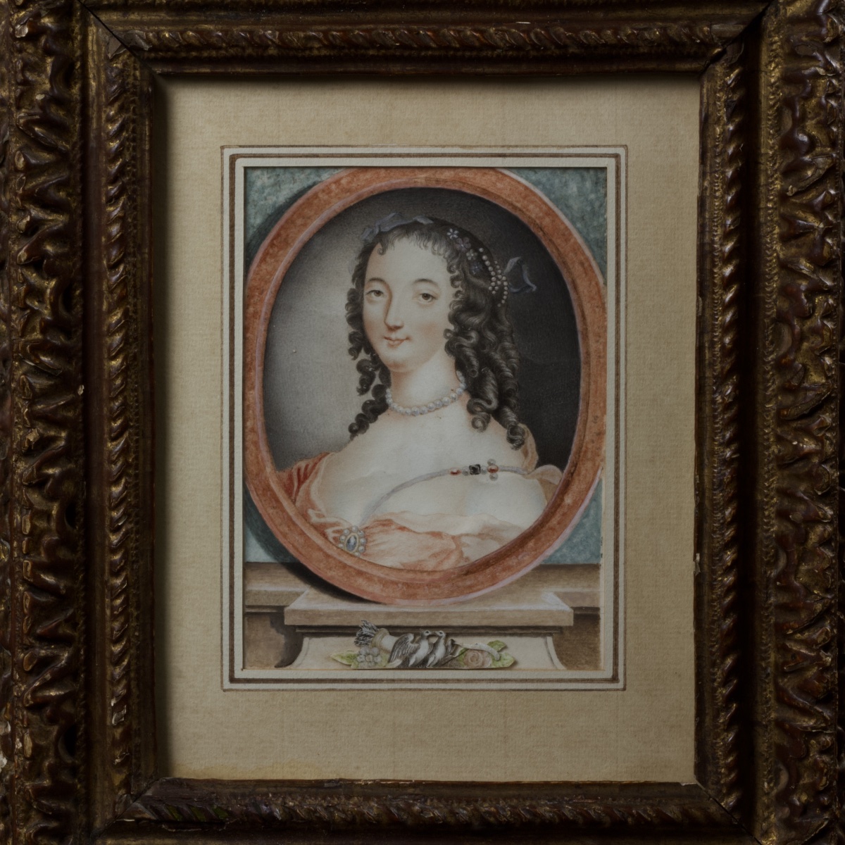 Portrait de Ninon de Lenclos, aquarelle XVIIIe et colombes de papier,  cadre époque Louis XIII -photo-3