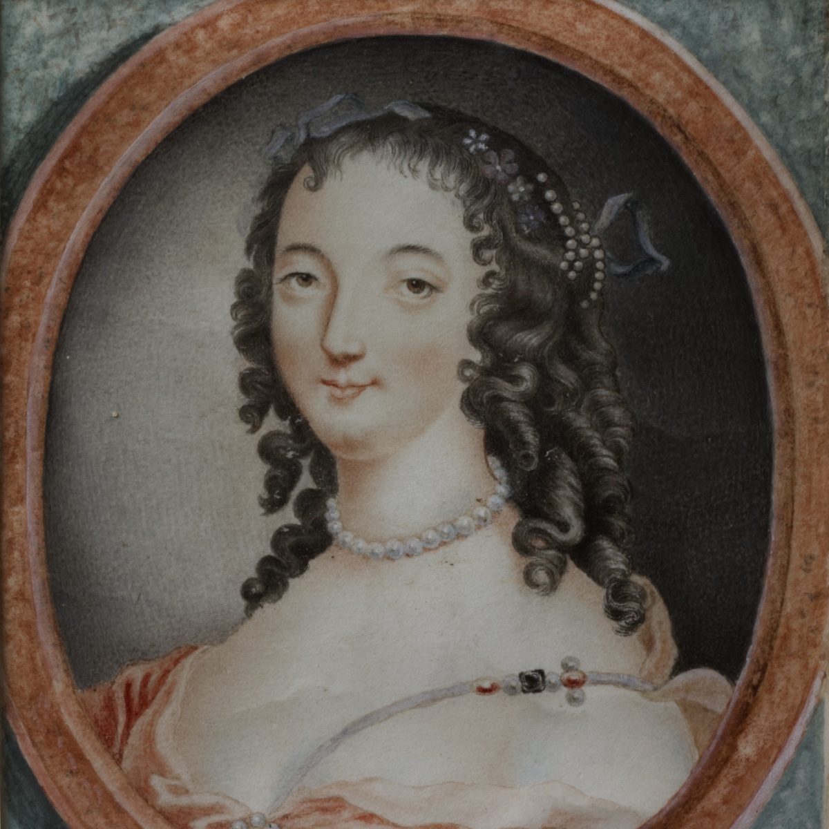 Portrait de Ninon de Lenclos, aquarelle XVIIIe et colombes de papier,  cadre époque Louis XIII -photo-7