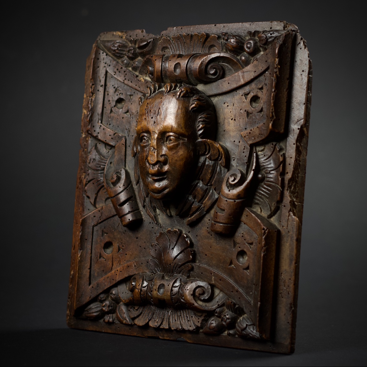Carved Wooden Panel Depicting A Cherub's Head, Renaissance (fontainebleau), Late 16th–early 17th Century-photo-3