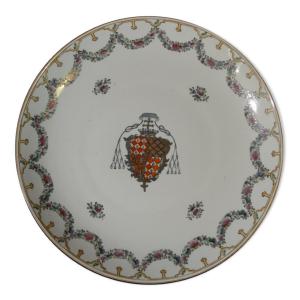 Large Compagnie Des Indes Style Porcelain Dish, 46.5 Cm
