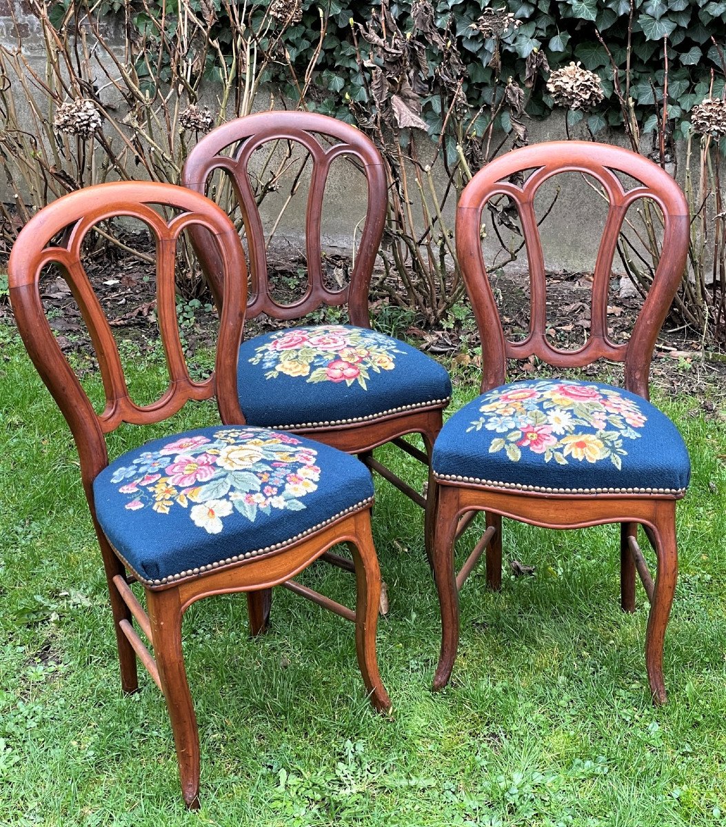 Louis Philippe Chairs In 19th Century Blond Mahogany Upholstered With Tapestry