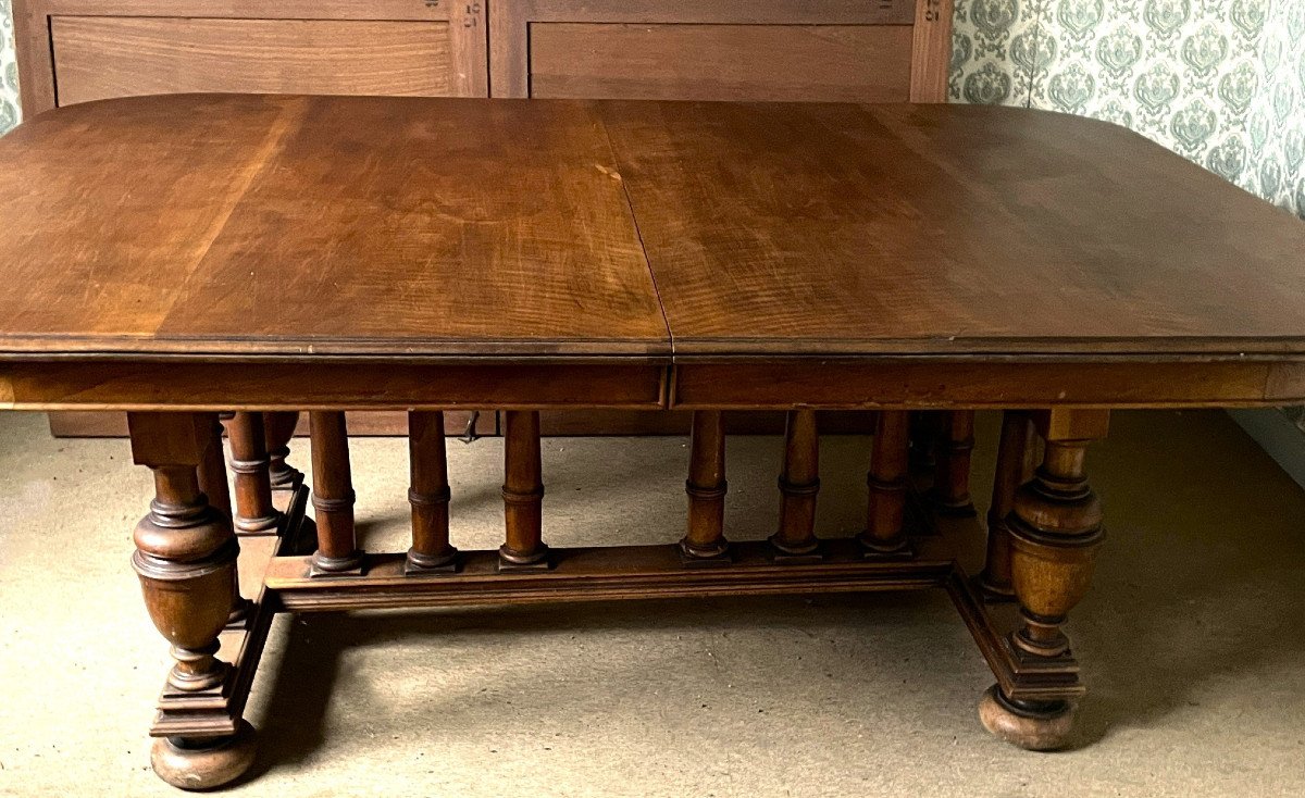 Imposante table de salle à manger ou conférence, style Renaissance XIXème noyer massif, maison Meynard-Frager-photo-2