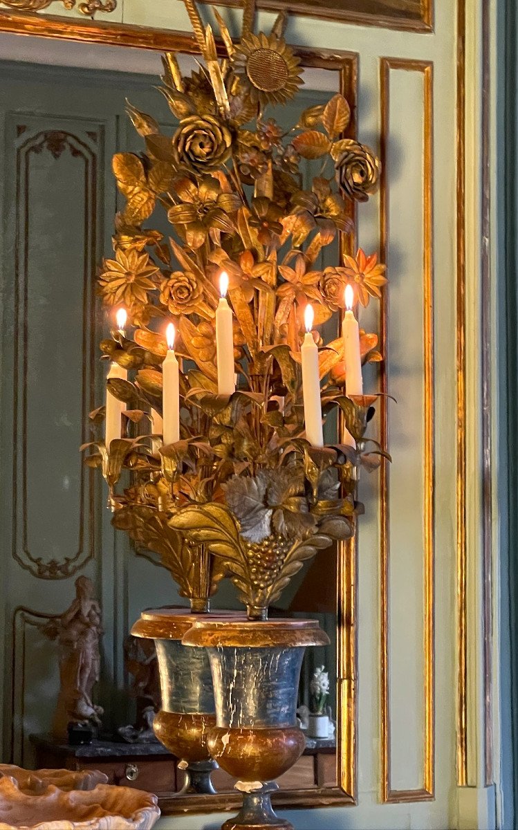 Grands vases Médicis portant des bouquets candélabres-torchères bois doré et laiton ép XIXème-photo-4