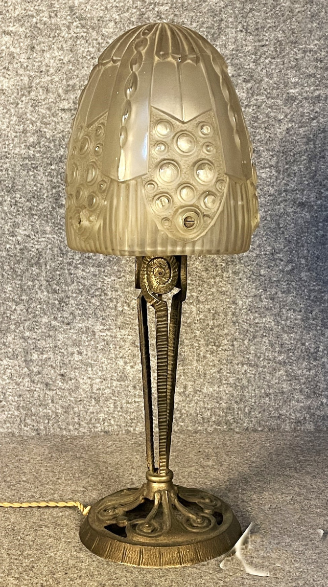 Georges Leleu Lamp In White Glass From The Art Deco Period