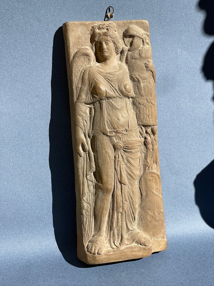 Bas-relief de la Victoire, Carthage 2ème siècle Tunisie, terre cuite début XXème-photo-2