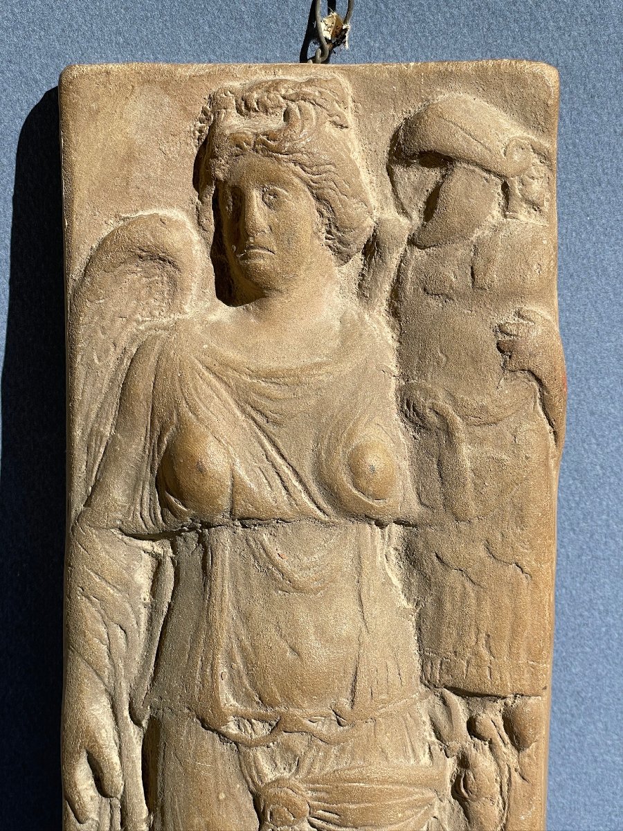 Bas-relief de la Victoire, Carthage 2ème siècle Tunisie, terre cuite début XXème-photo-3