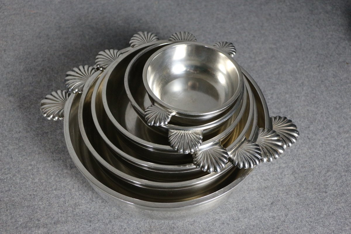 Set Of Eight Deep Dishes, Shell-shaped Handles, "white Metal," Early 20th Century-photo-2