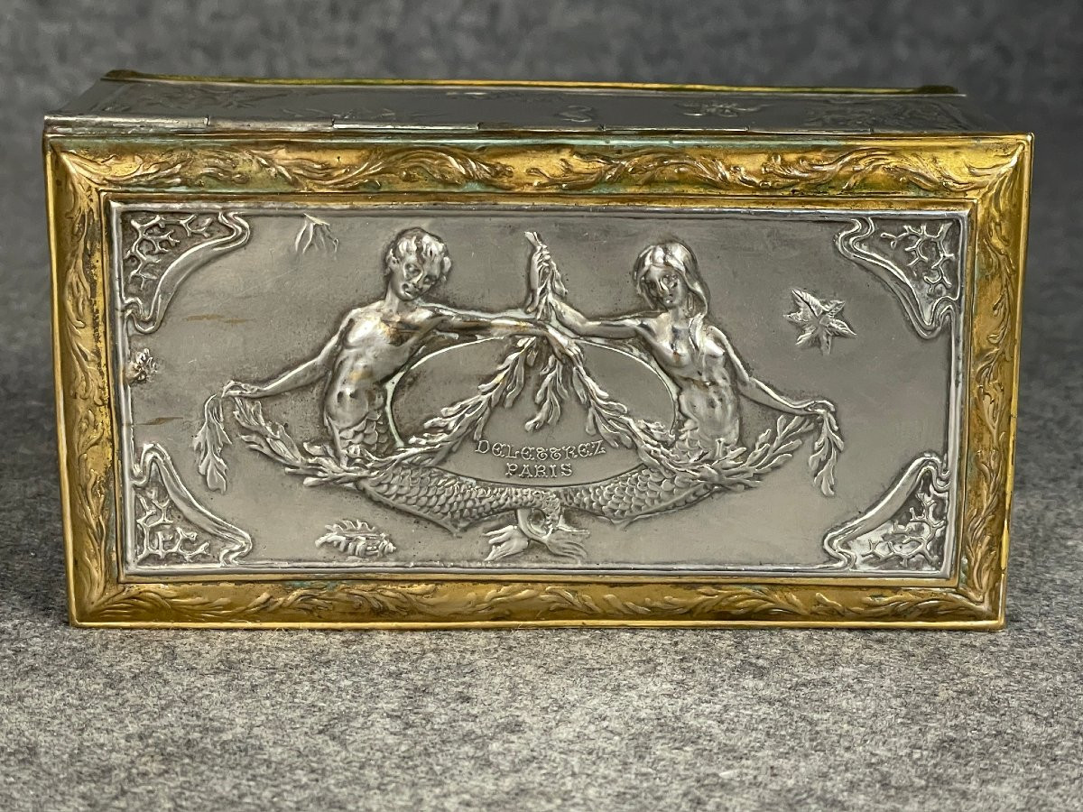 Coffret du parfum MAR DEL PLATA en métal doré et argent, signé DELETTREZ en 1910.-photo-2