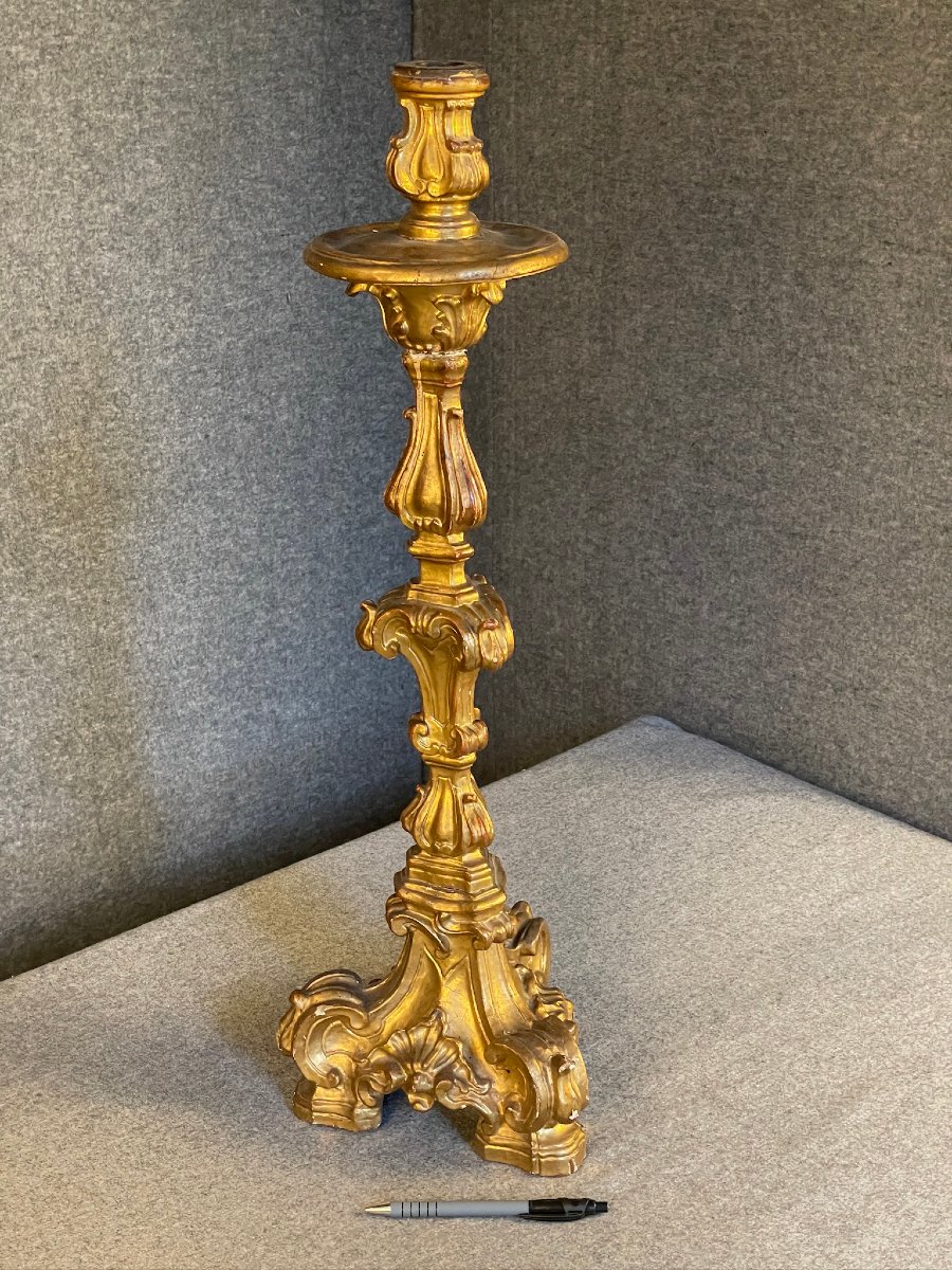 Grande torchère, pique cierge, flambeau, chandelier, en bois sculpté doré début XVIIIème siècle-photo-4