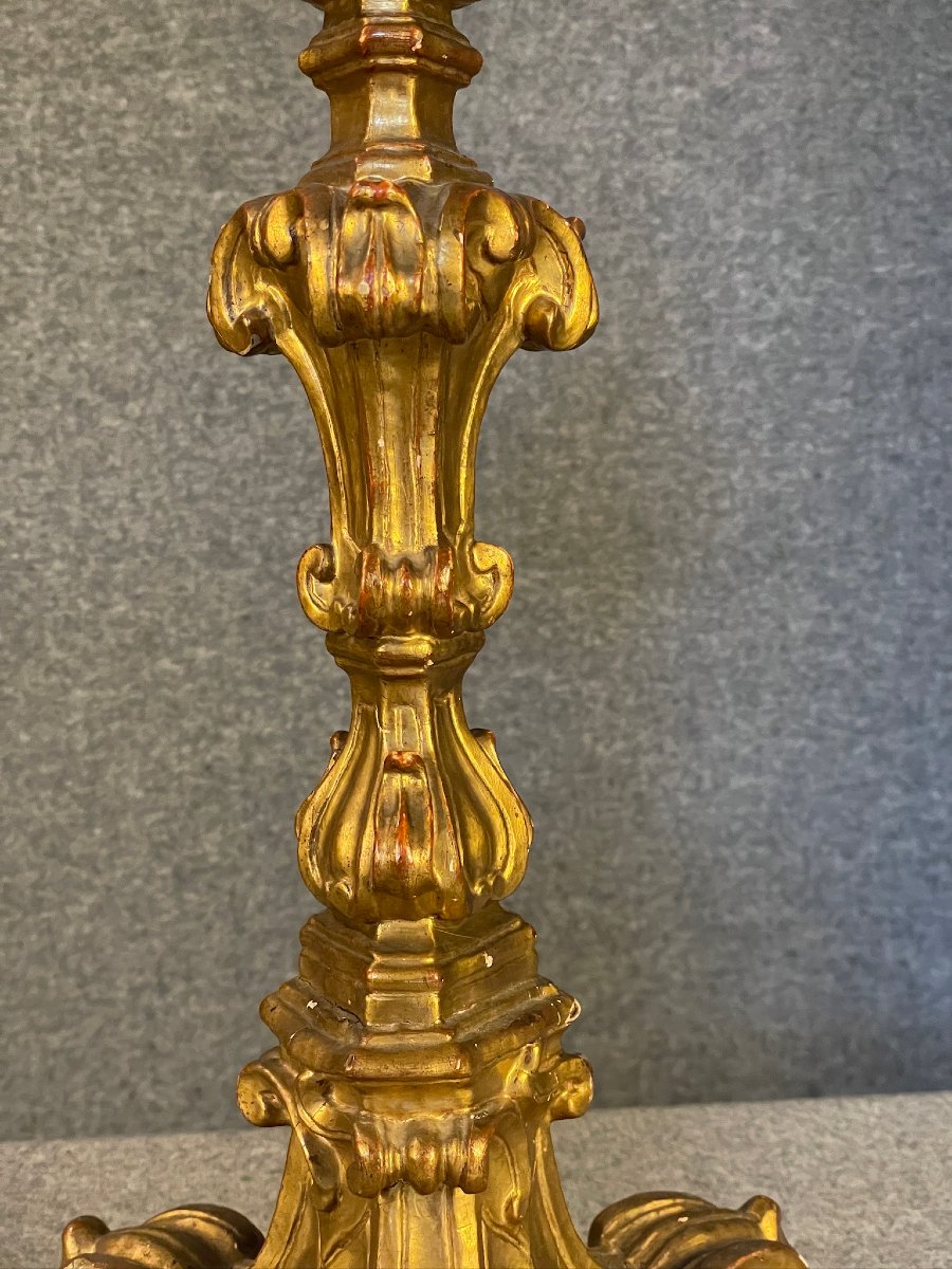 Grande torchère, pique cierge, flambeau, chandelier, en bois sculpté doré début XVIIIème siècle-photo-3