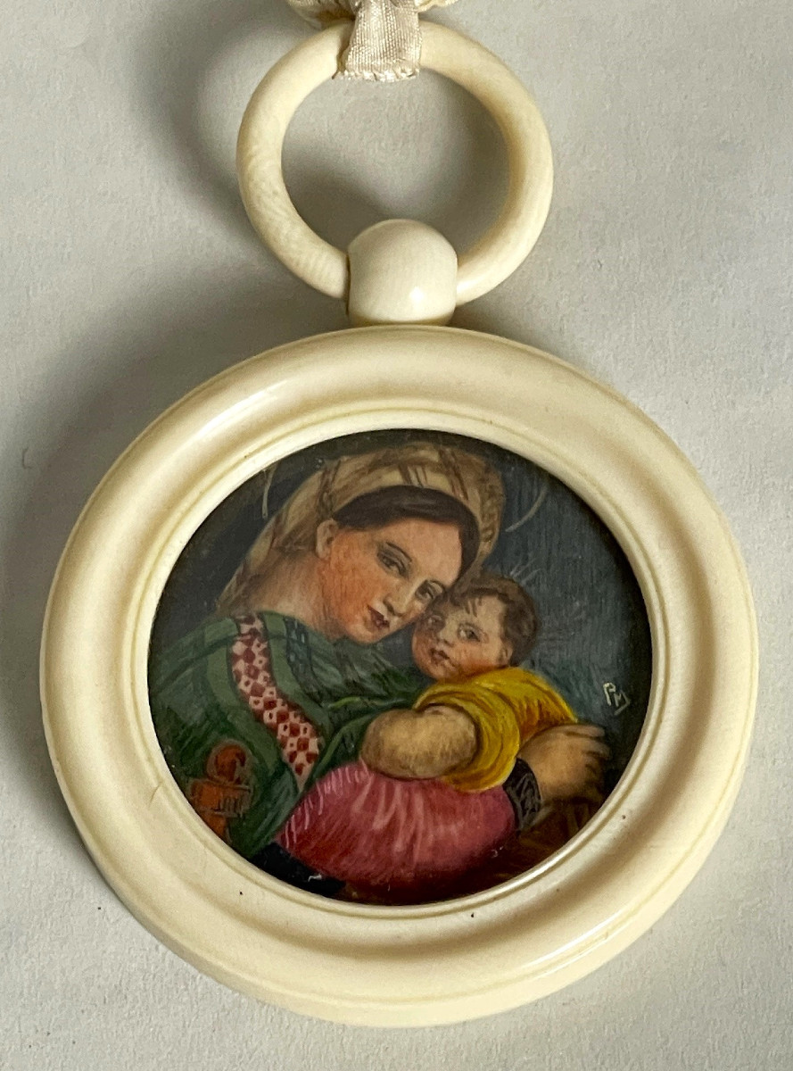 Médaille de berceau, vierge à l’enfant, miniature sur ivoire XIXème