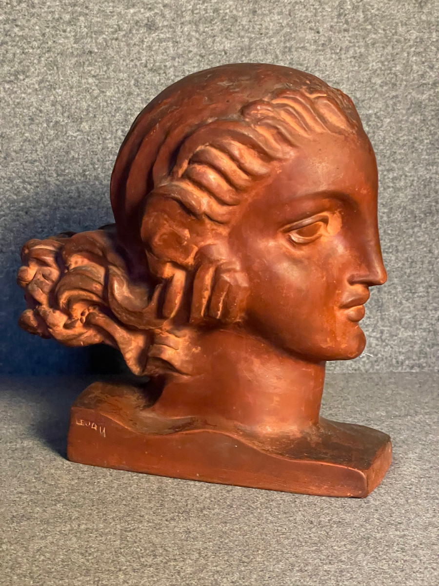 Tête de femme en terre cuite Art Déco de Lejan Orchies