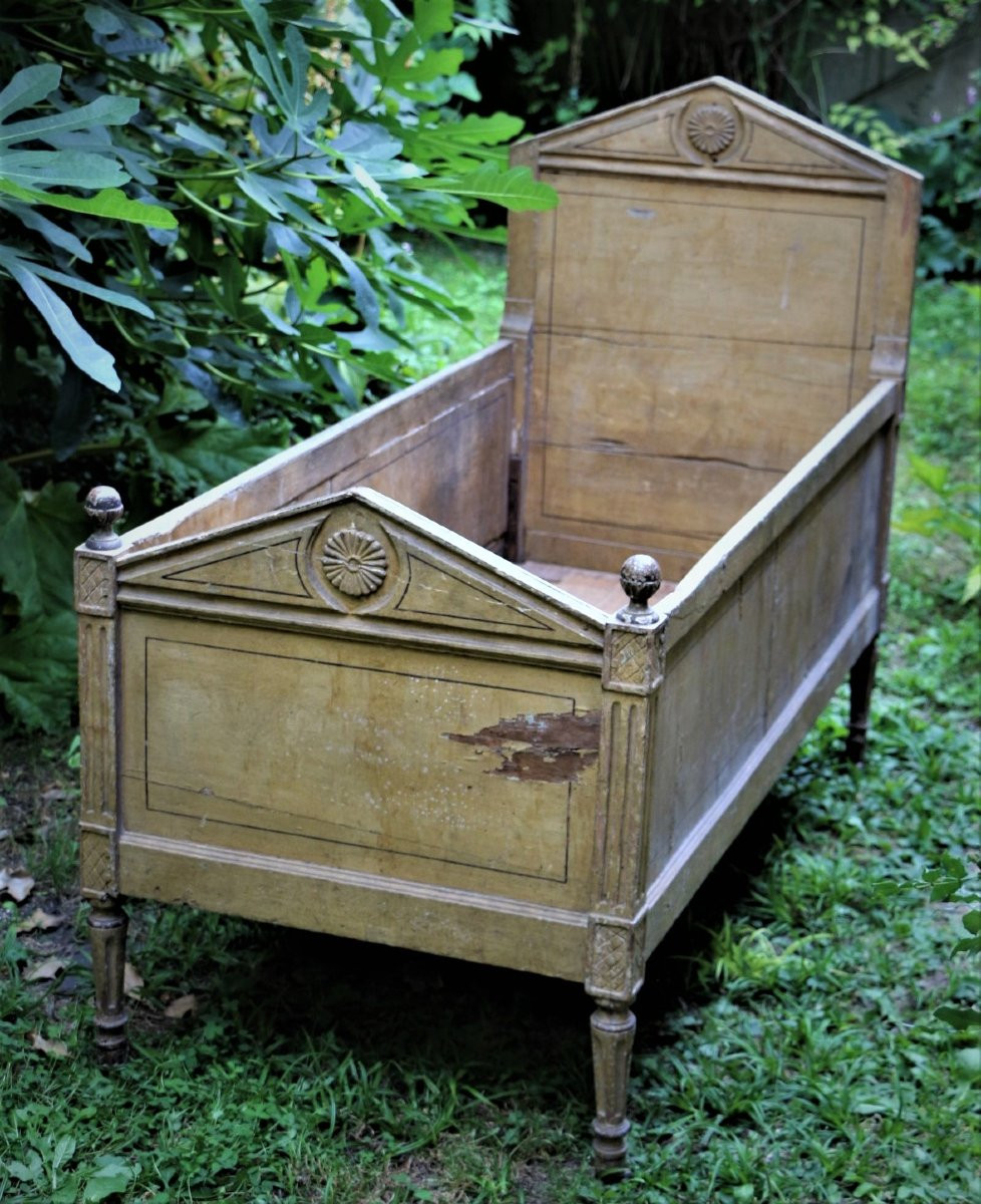 Lit d’enfant de milieu en bois peint d’époque Directoire-photo-3