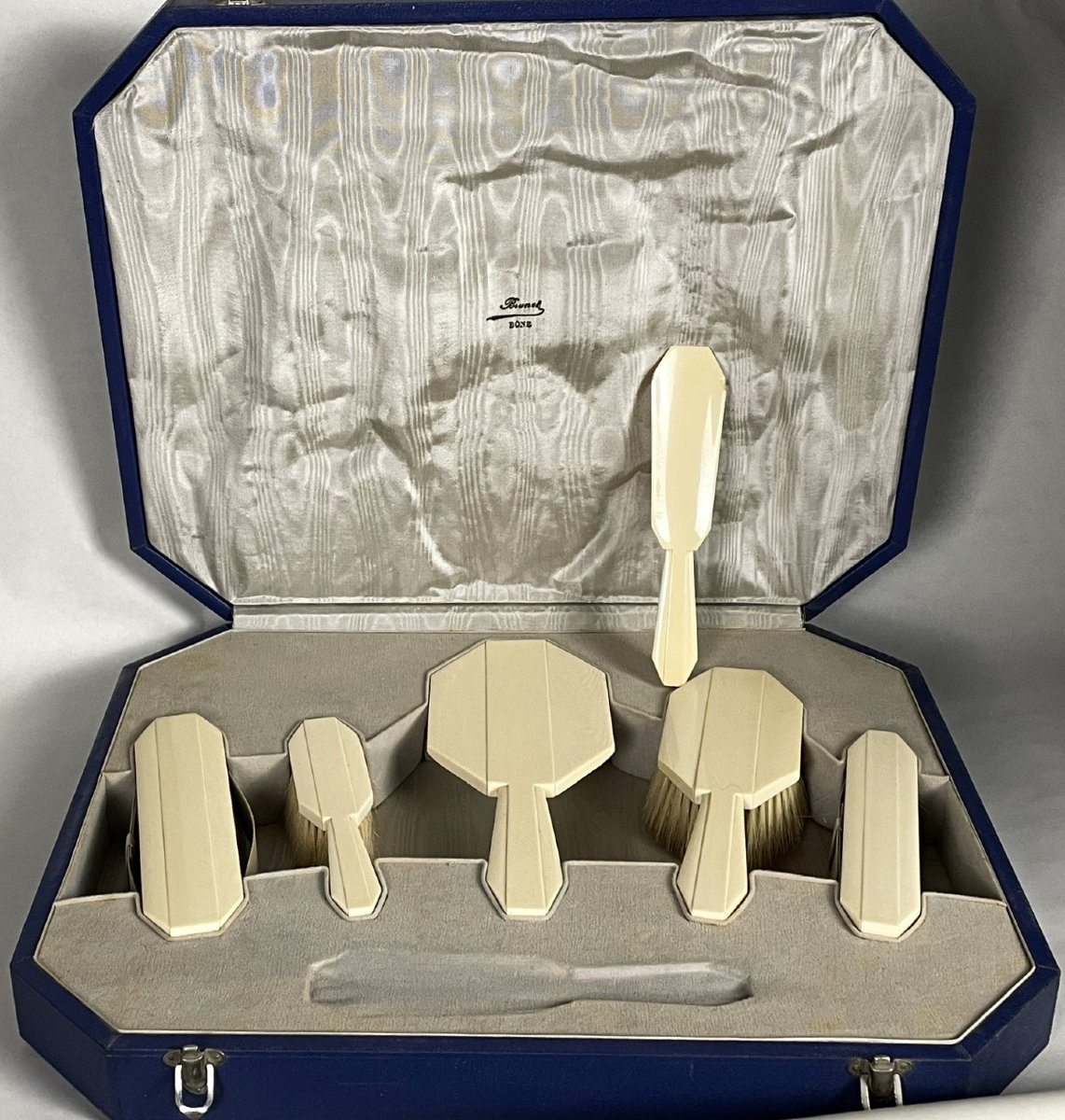 Art Deco Period Ivory Toilet Set-photo-2