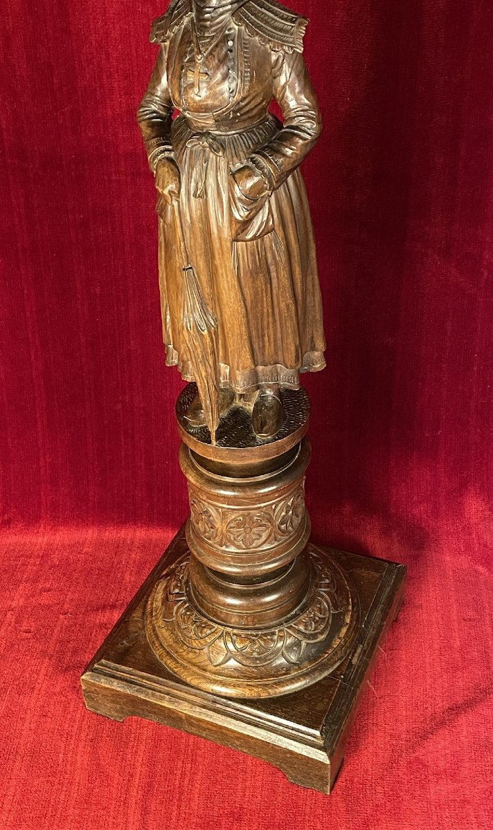 Carved Wooden Pedestal Table: Breton Woman With Umbrella, Pont-aven – Brittany, Late 19th Century-photo-4