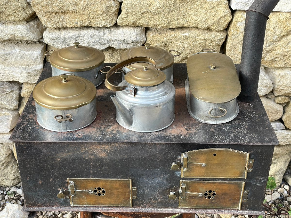 Large 19th Century Toy Stove, Oven, Doll Made Of Tinplate And Brass -photo-2